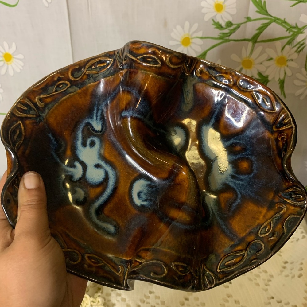 Hilborn pottery engraved drip glaze wrinkle dish - Picture 5 of 6
